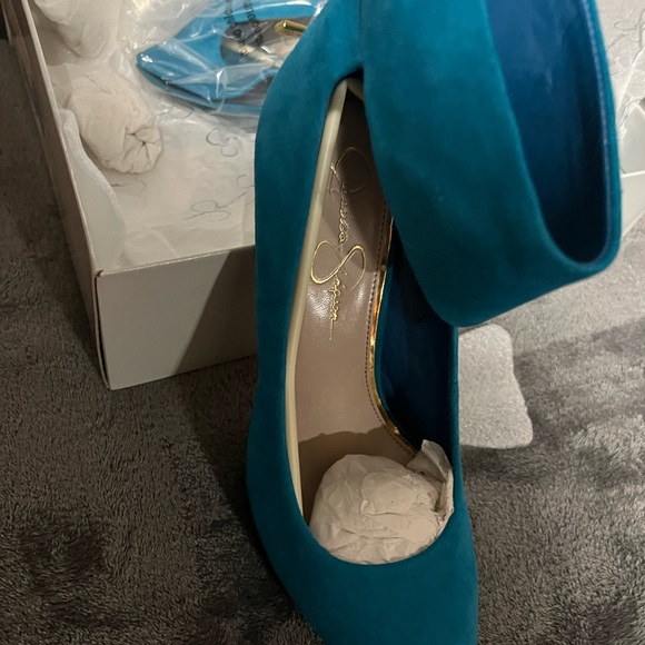 Jessica Simpson Peacock Green \ Kid-Suede High Heel - Picture 9 of 11